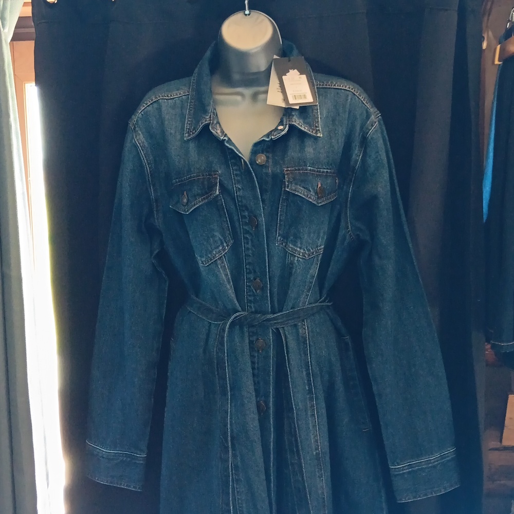 NEW Frye blue denim long sleeve belted midi dress